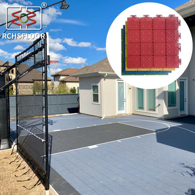 414 g Buitenmodulaire sporttegels Basketbalbaan Polypropyleen vergrendelingstegels
